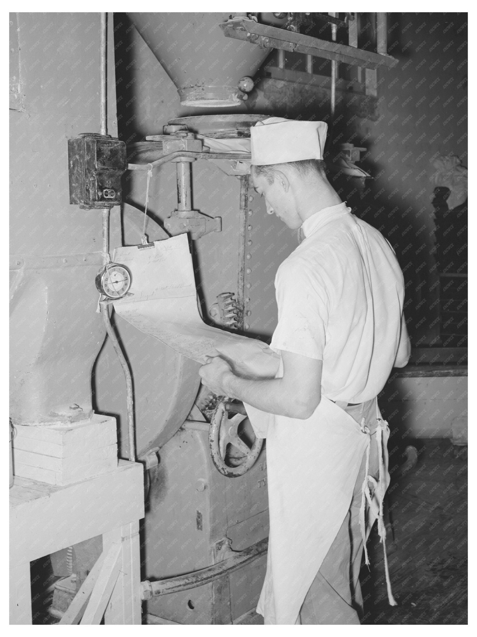 1939 Bakery Scene Worker in San Angelo Texas - Available at KNOWOL