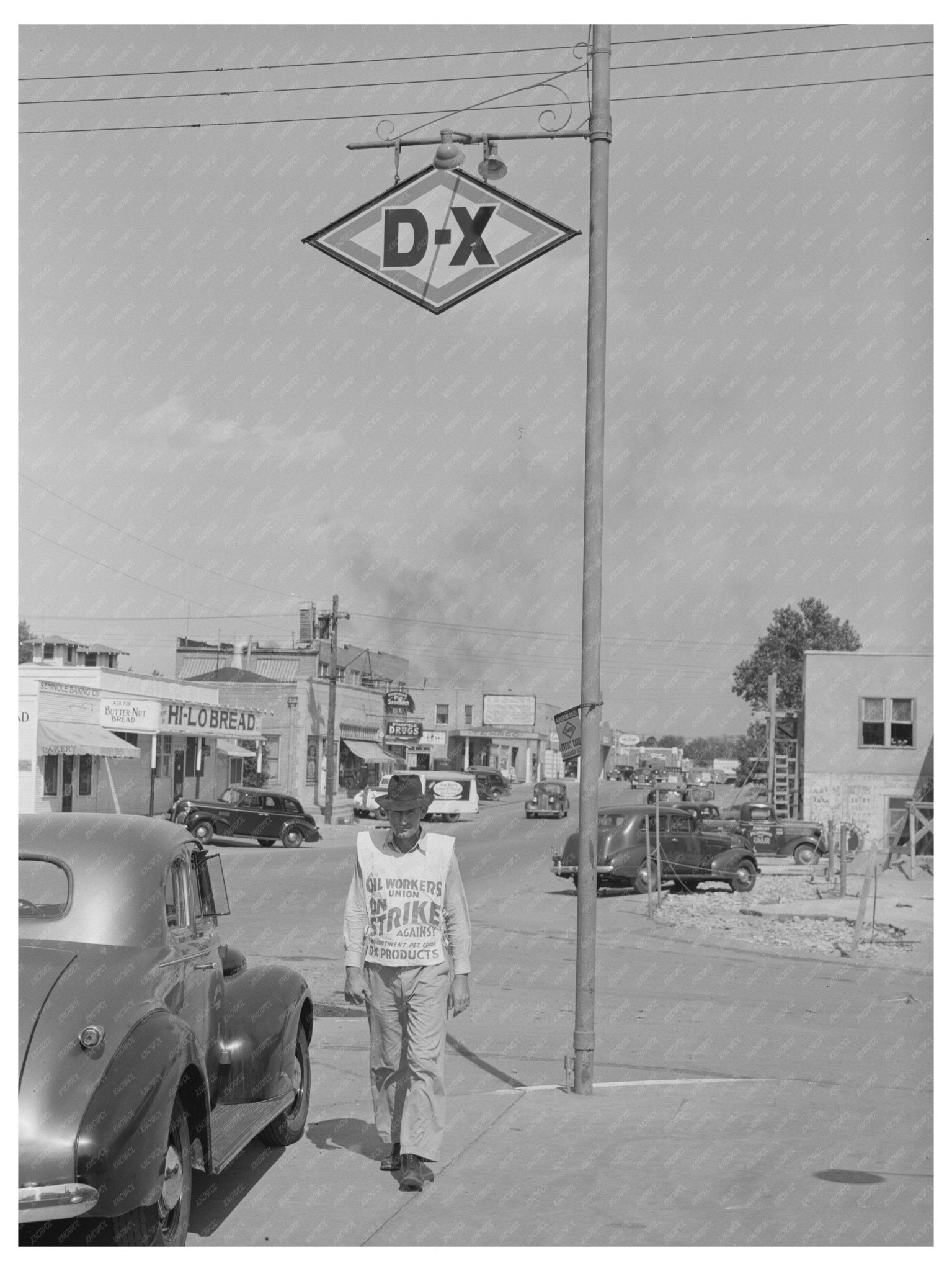 1939 Seminole Oil Workers Picket Line Photo - Available at KNOWOL