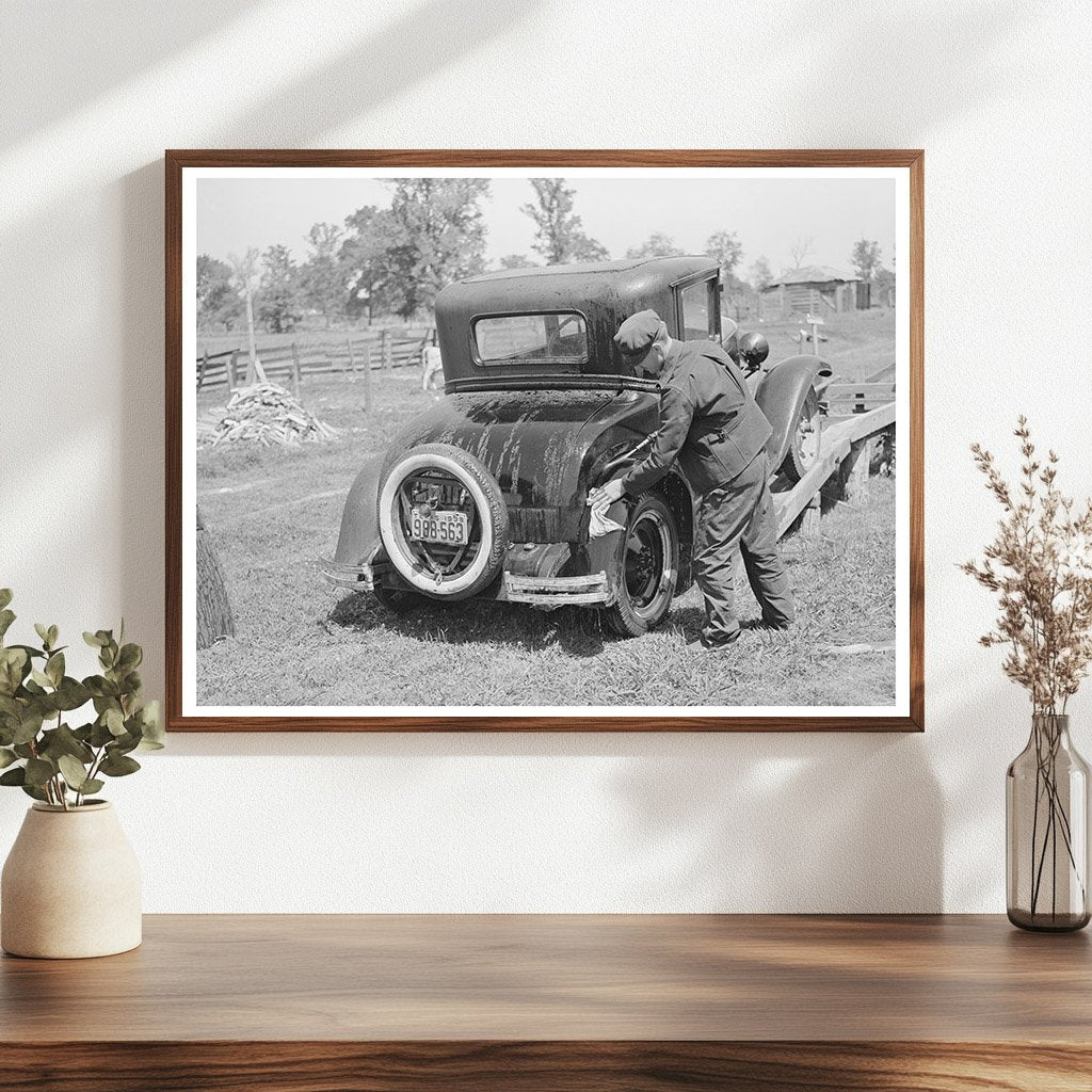 1939 Vintage Car Wash in San Augustine Texas - Available at KNOWOL