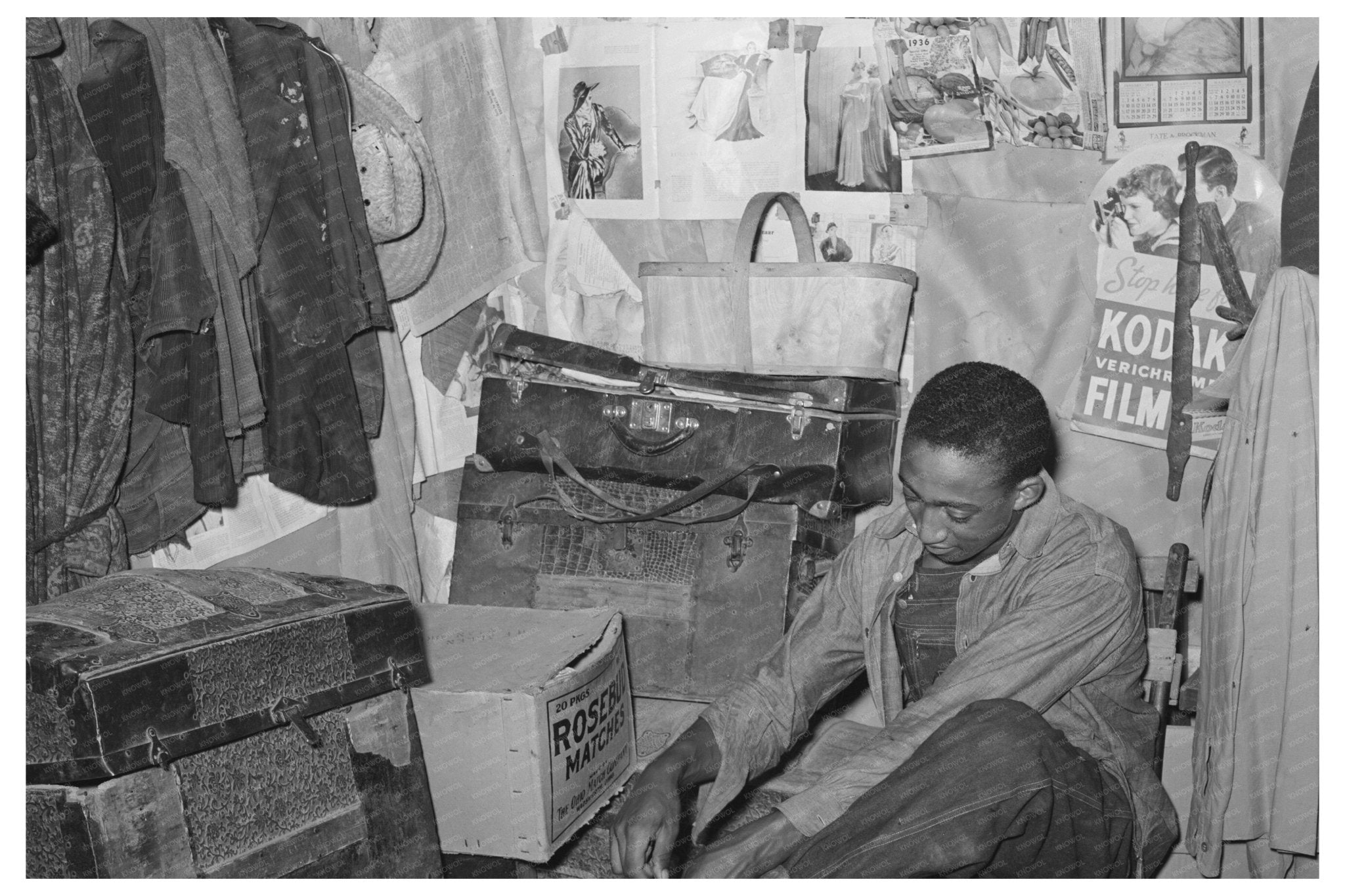 1939 Vintage Image of Farm Home Living Conditions in Oklahoma - Available at KNOWOL