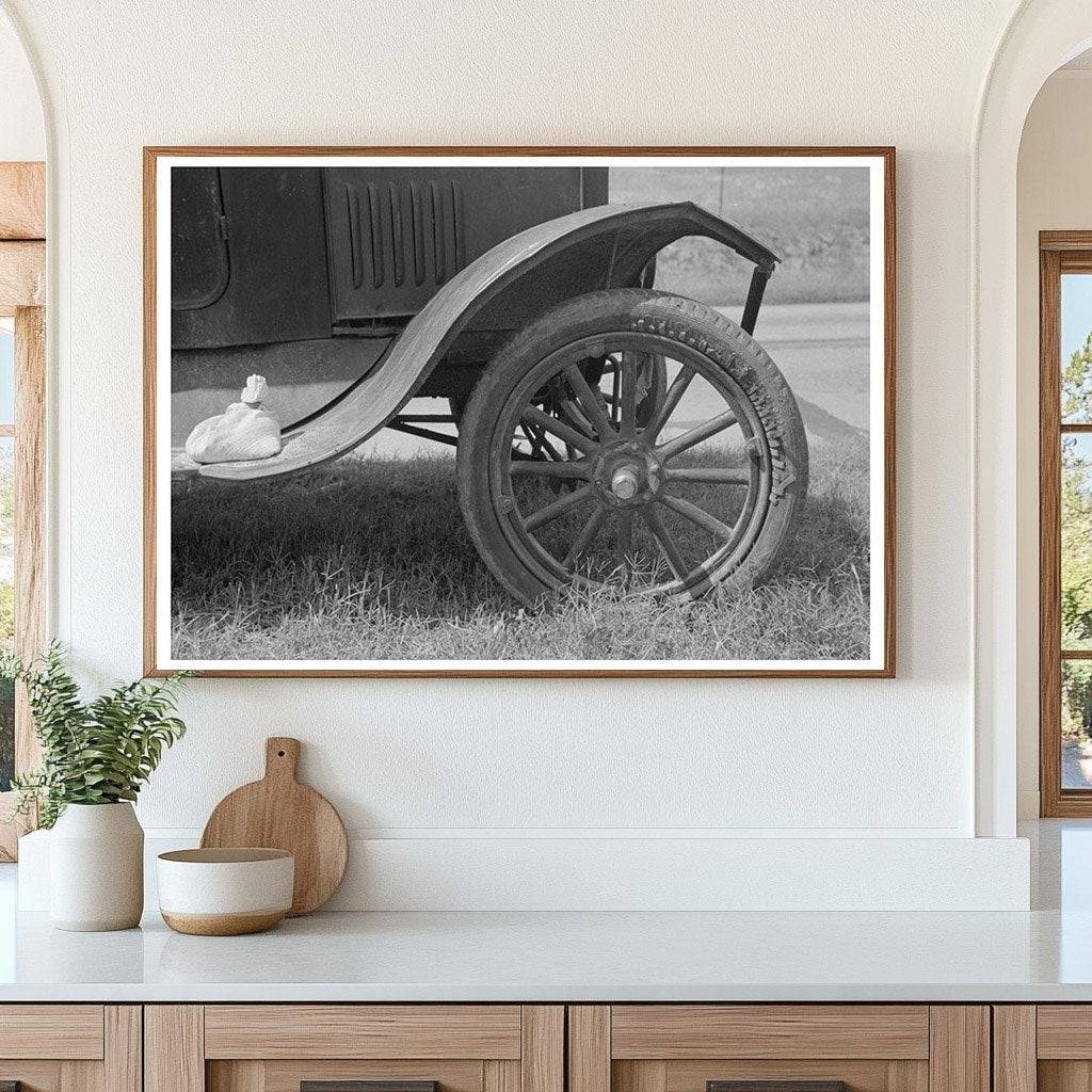 1939 Vintage Image of Migrant Family Automobile in Oklahoma - Available at KNOWOL