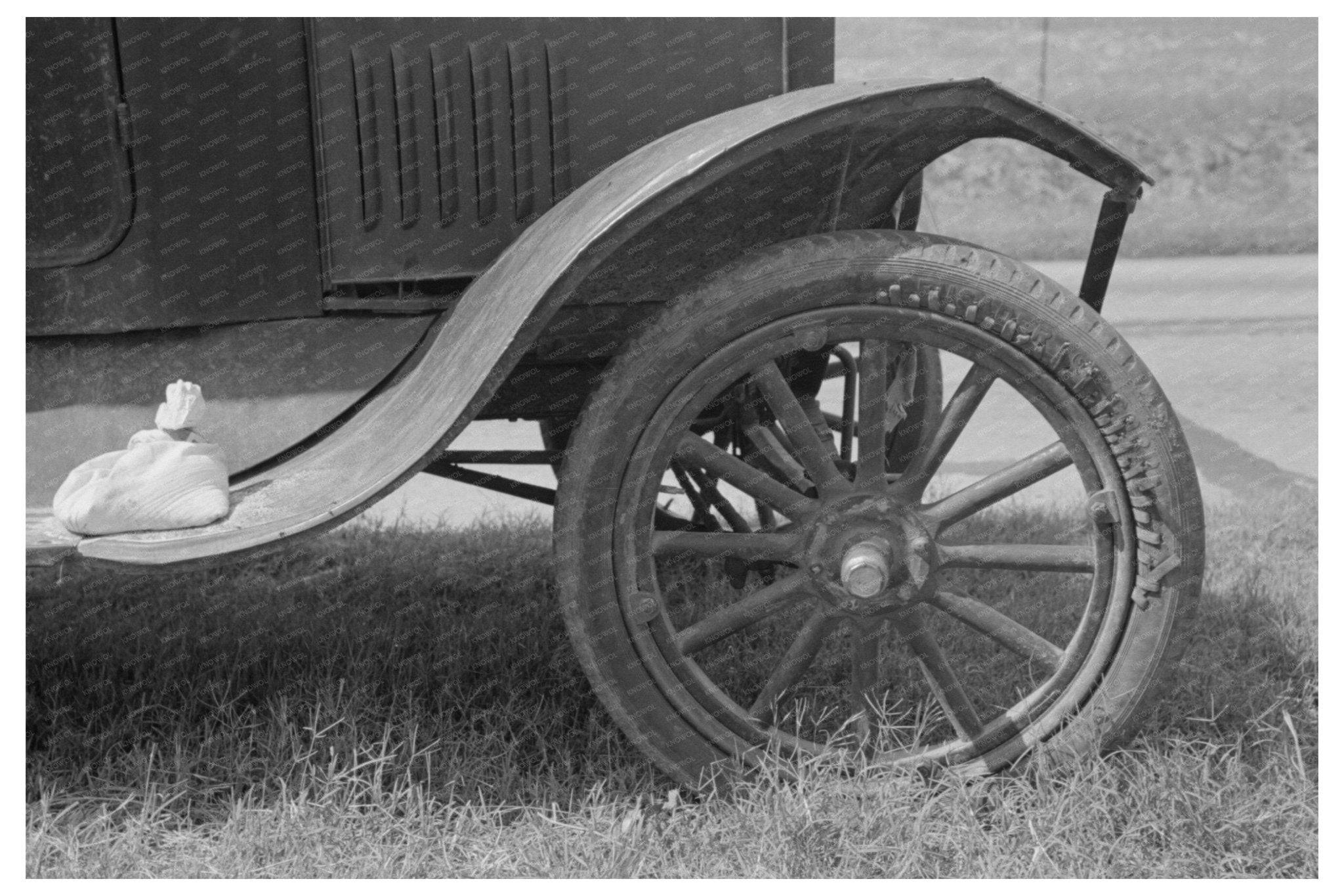 1939 Vintage Image of Migrant Family Automobile in Oklahoma - Available at KNOWOL