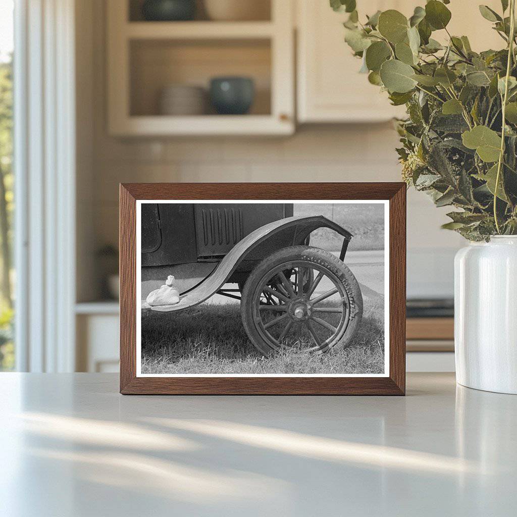 1939 Vintage Image of Migrant Family Automobile in Oklahoma - Available at KNOWOL