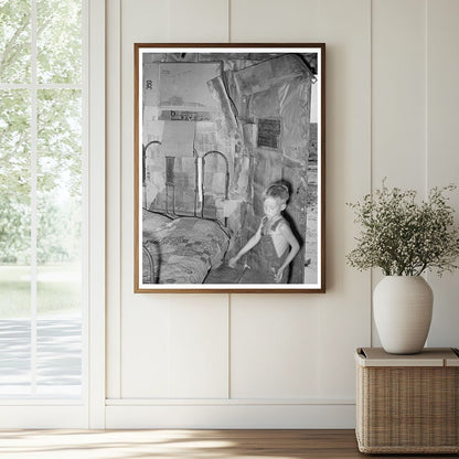 1939 Vintage Interior of Arkansas River Bottoms House - Available at KNOWOL