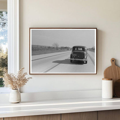 1940 Black and White Highway Scene San Antonio Texas - Available at KNOWOL