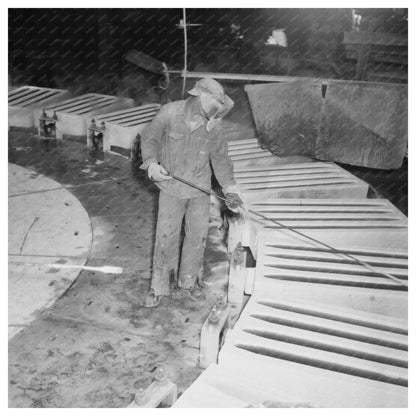 1940 Copper Ingot Casting at Phelps Dodge Plant Arizona - Available at KNOWOL