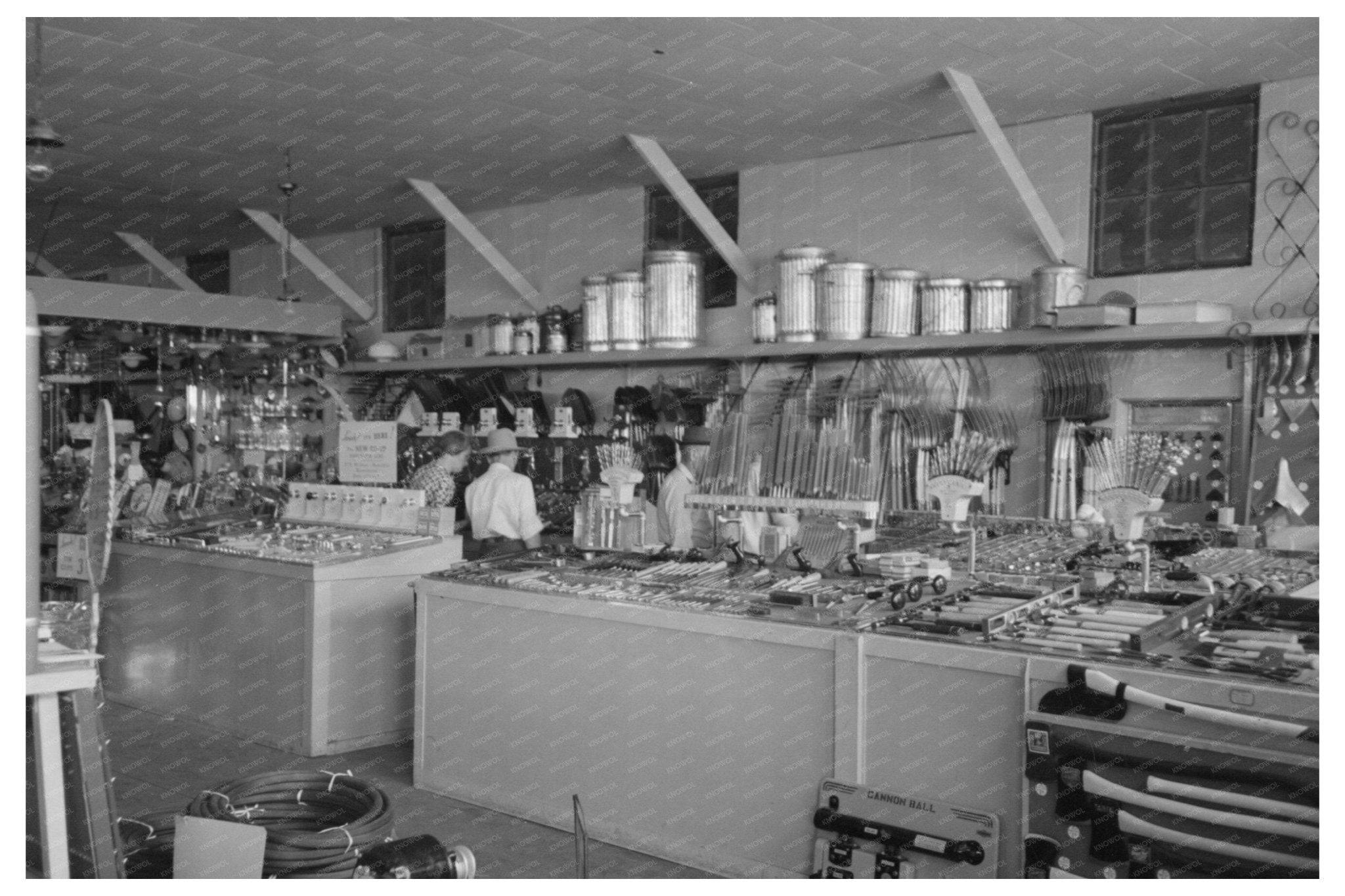 1940 Interior of United Producers Cooperative Store Phoenix - Available at KNOWOL