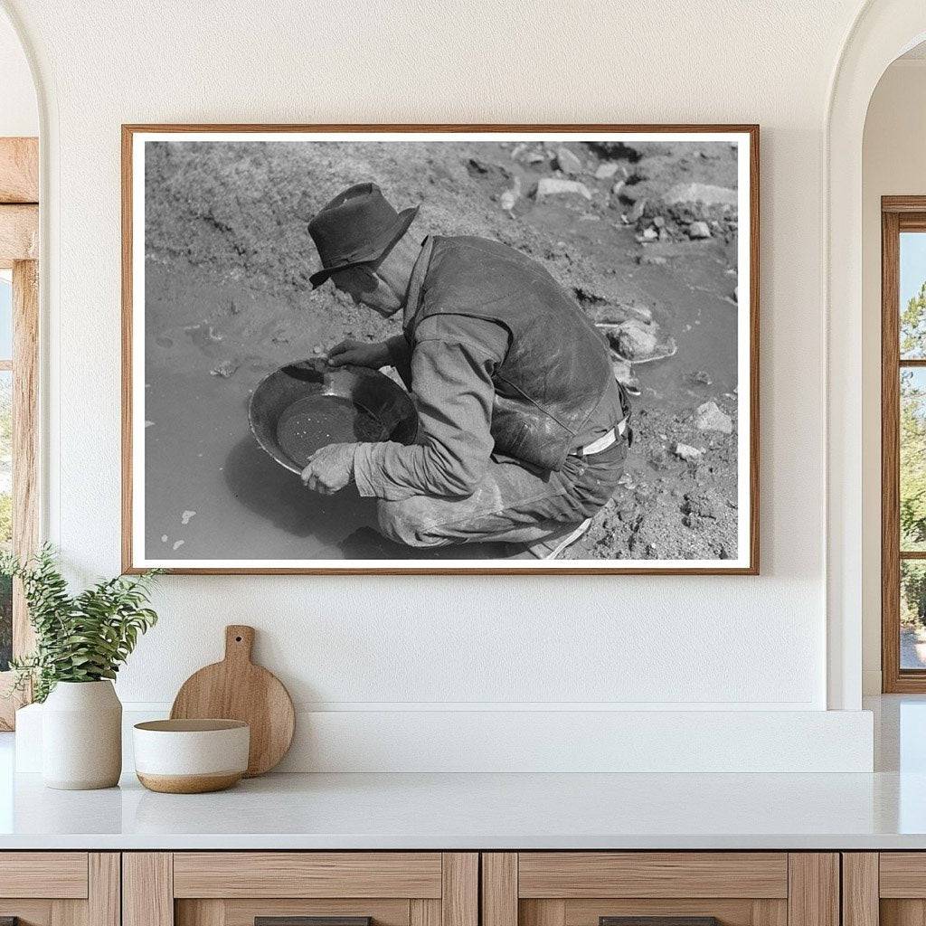 1940 Prospector Gold Panning in Pinos Altos New Mexico - Available at KNOWOL