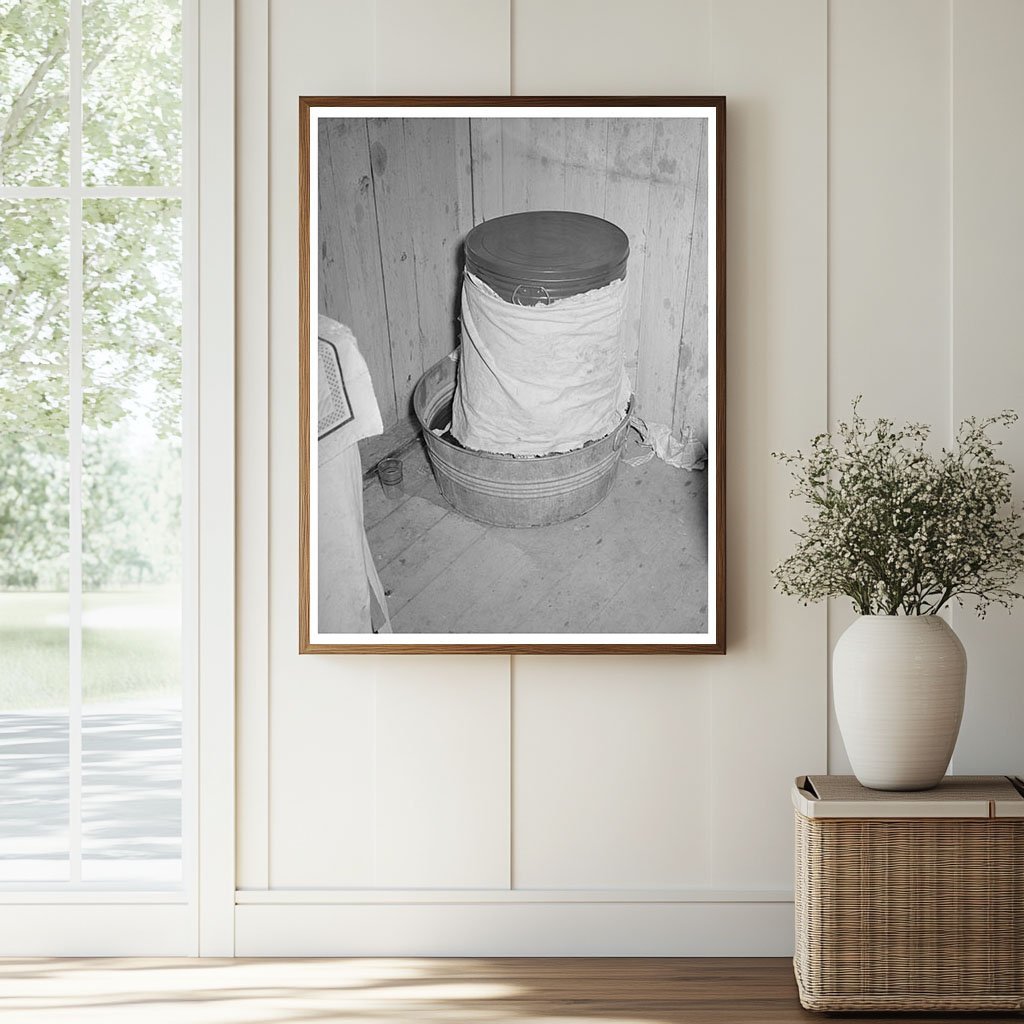 1940 Vintage Farm Refrigerator in Maricopa County Arizona - Available at KNOWOL