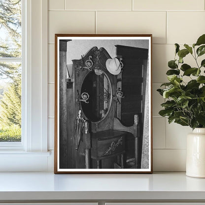 1940 Vintage Interior of Placer County Fruit Farmers House - Available at KNOWOL