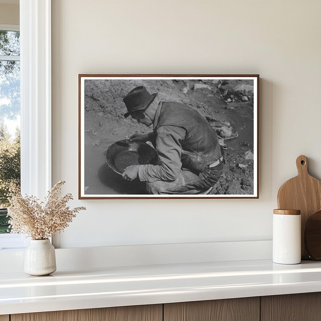 1940 Vintage Photograph of Gold Panning in Pinos Altos NM - Available at KNOWOL