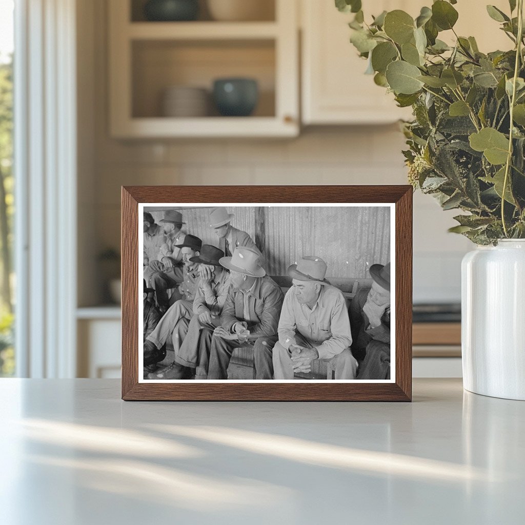 1940 Vintage Spectators at San Angelo Stock Auction - Available at KNOWOL