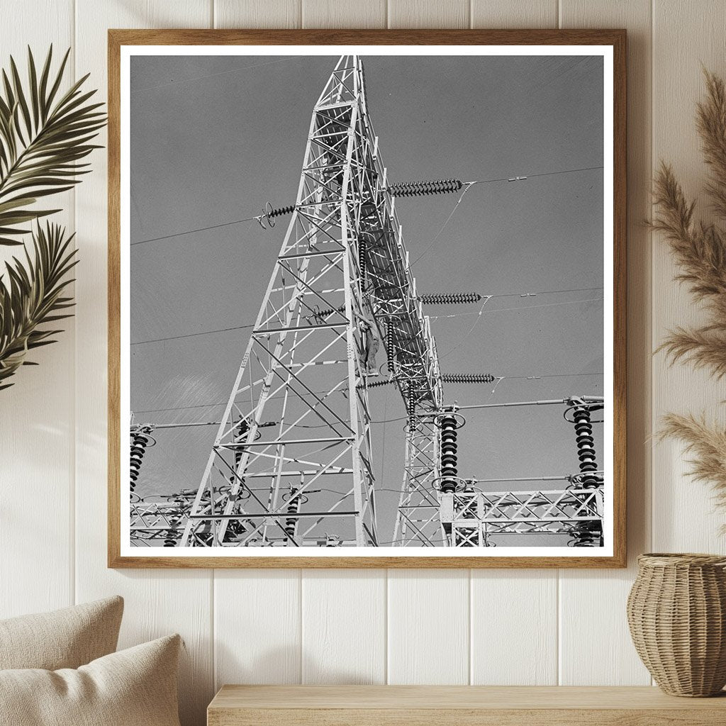 1940s Las Vegas Transmission Towers and Transformers Image - Available at KNOWOL