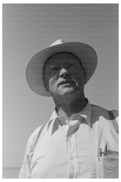 1941 Harvest Worker in Walla Walla County Wheat Fields - Available at KNOWOL