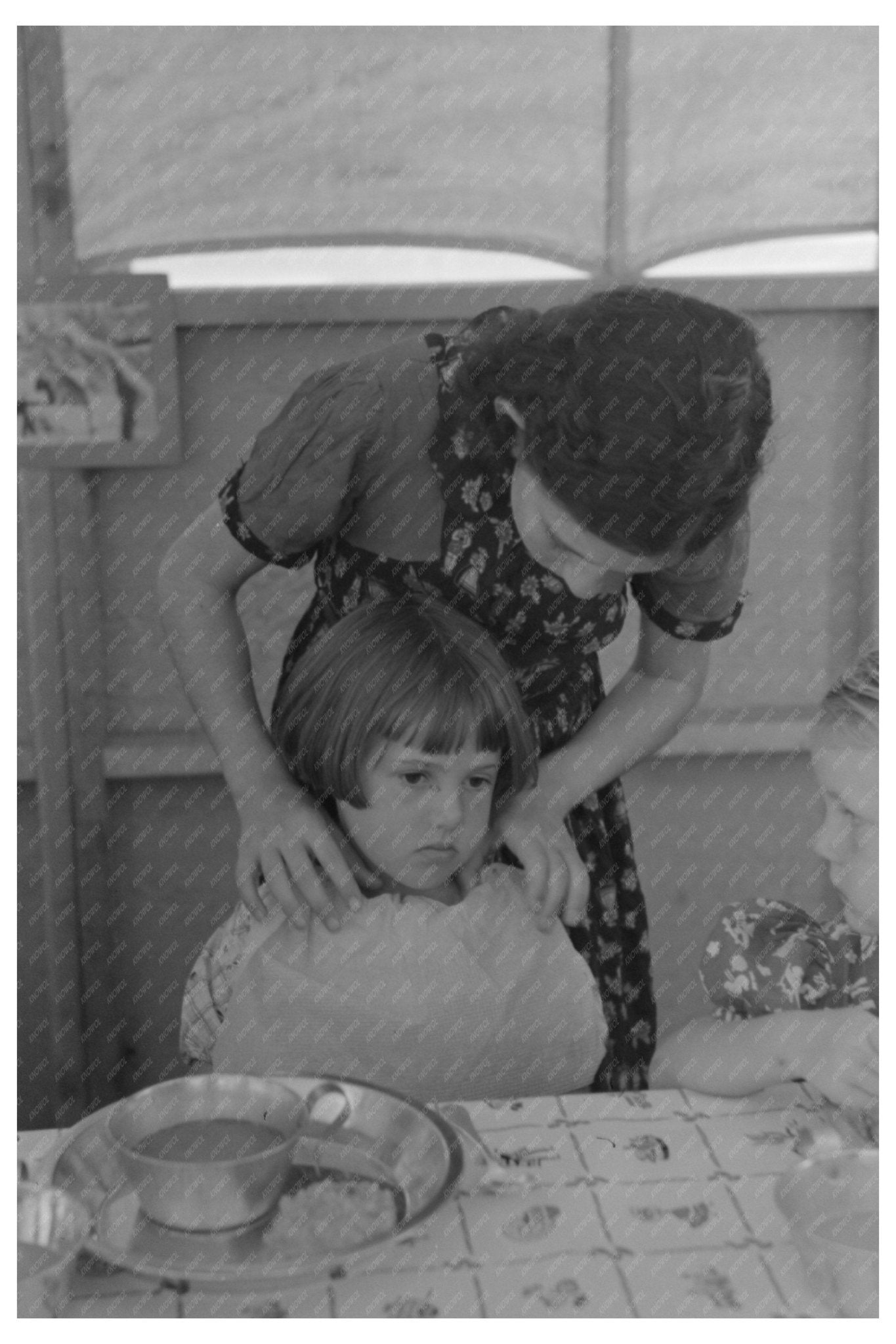 1941 Lunch Scene at Migratory Labor Camp in Oregon - Available at KNOWOL