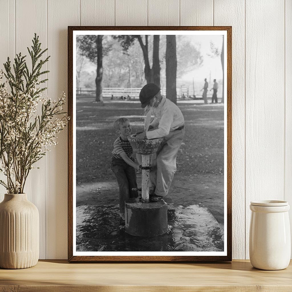 1941 Picnic at Water Fountain in Vale Oregon - Available at KNOWOL