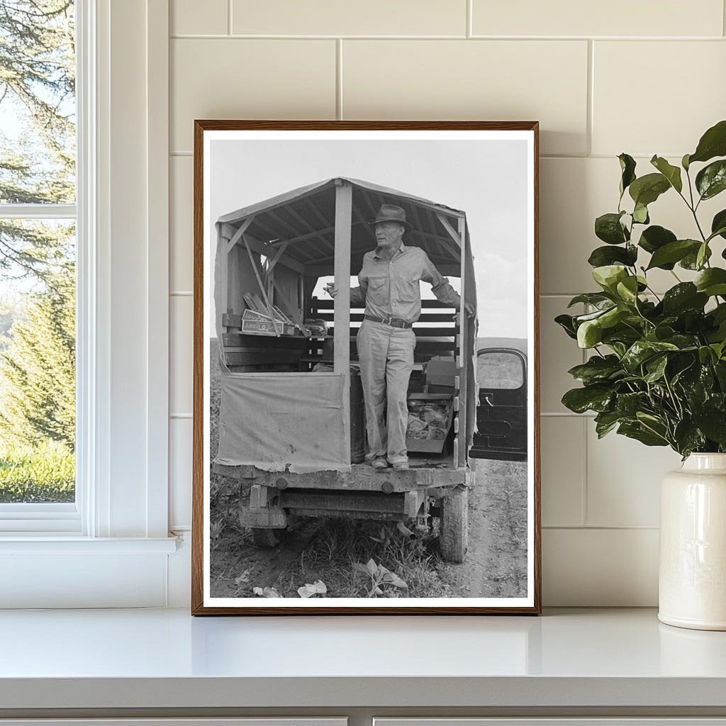 1941 Soft Drink Wagon in Nampa Idaho Pea Field - Available at KNOWOL