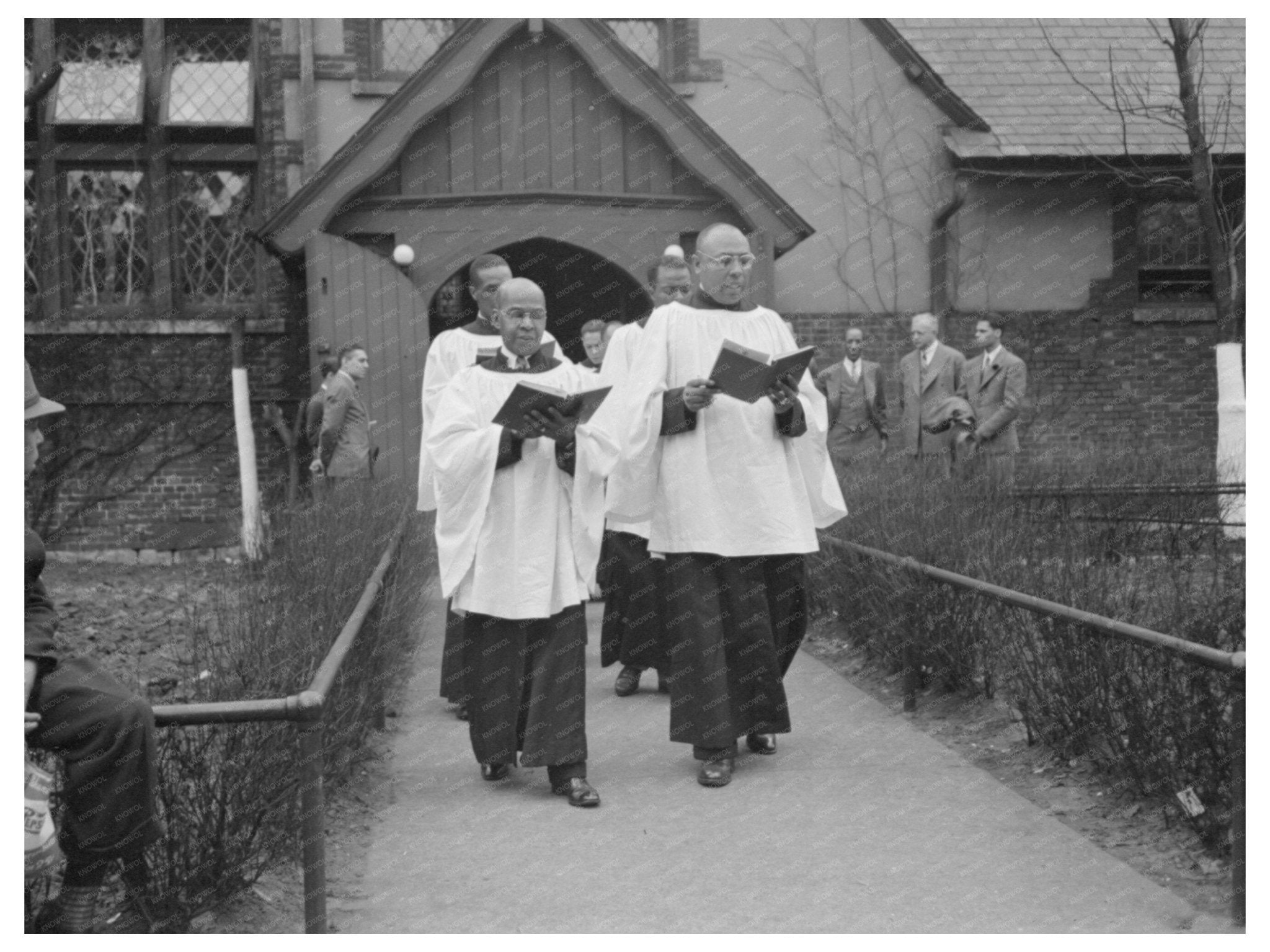 1941 South Side Chicago Episcopal Church Processional Photo - Available at KNOWOL