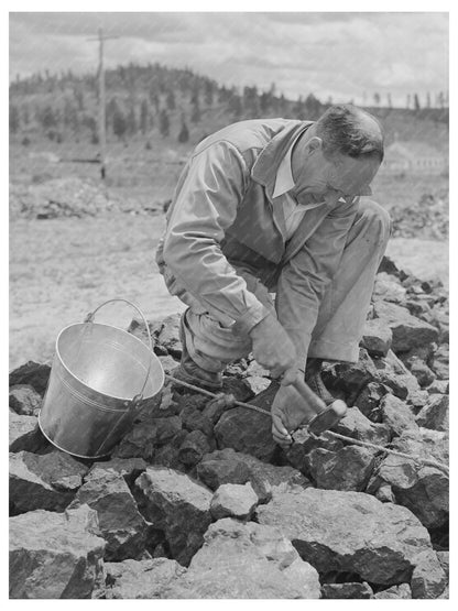 1942 Agent Collecting Samples for Metal Reserves in Oregon - Available at KNOWOL