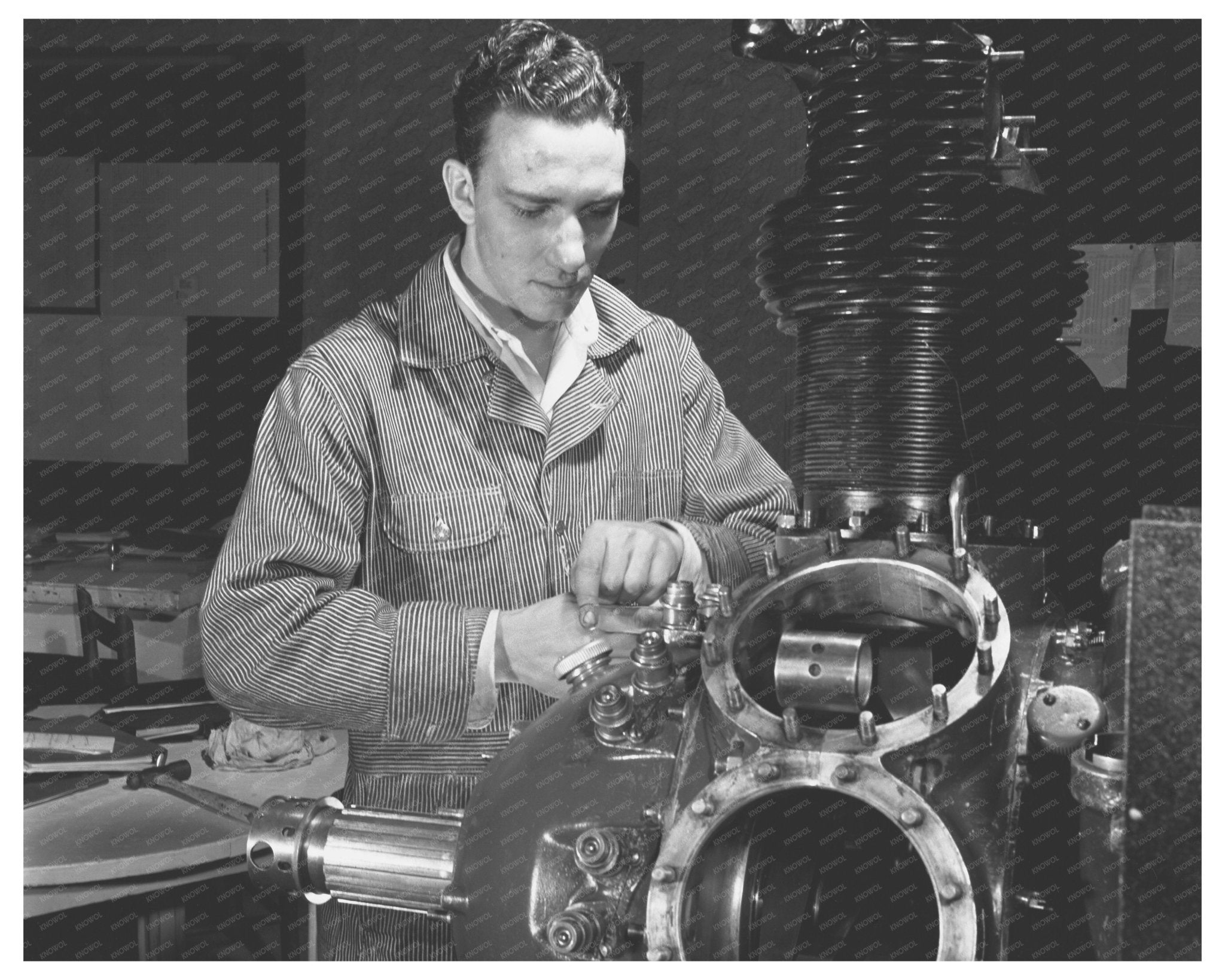 1942 Aircraft Construction Class at Daytona Beach Vocational School - Available at KNOWOL