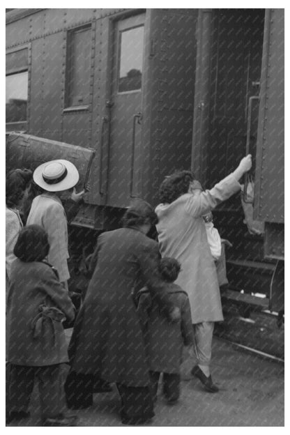 1942 Evacuation of Japanese - Americans in Los Angeles - Available at KNOWOL