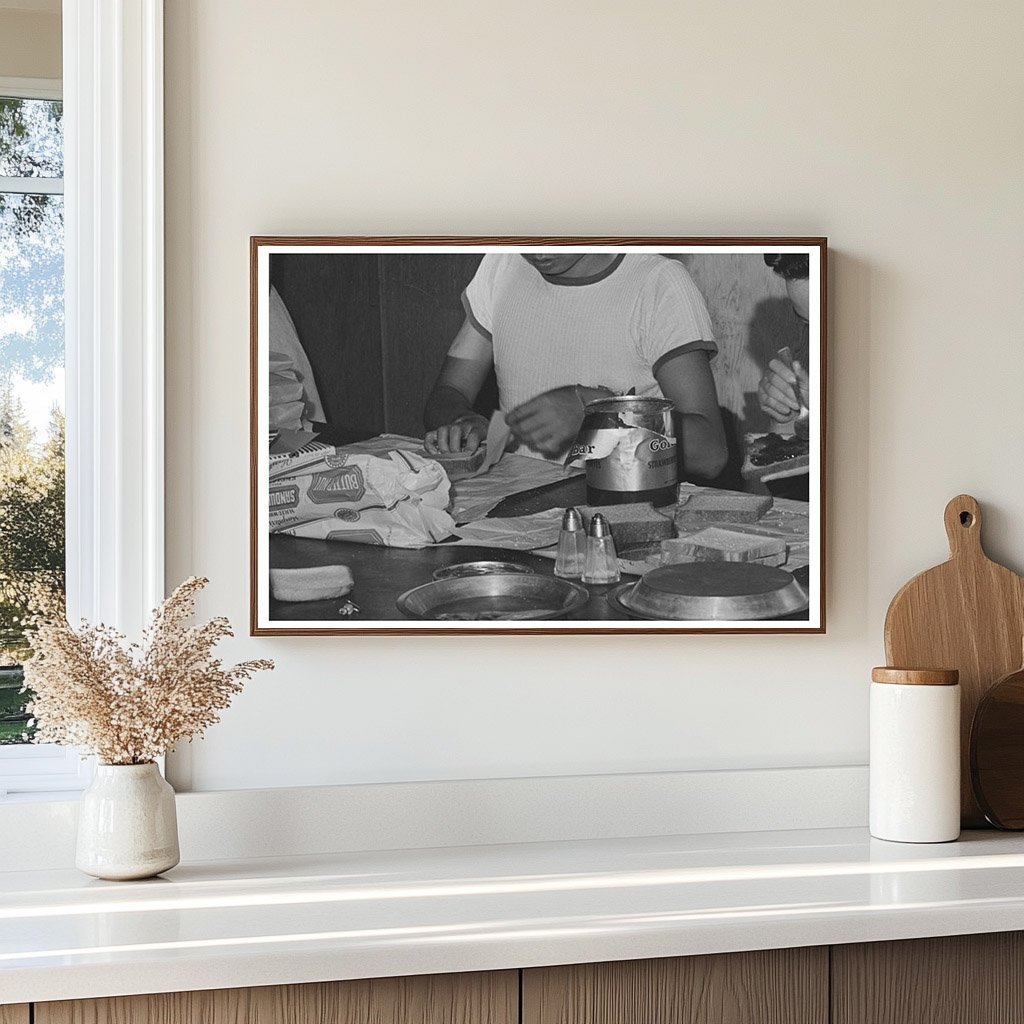 1942 Image of Lunch Prep for Japanese - American Workers Idaho - Available at KNOWOL