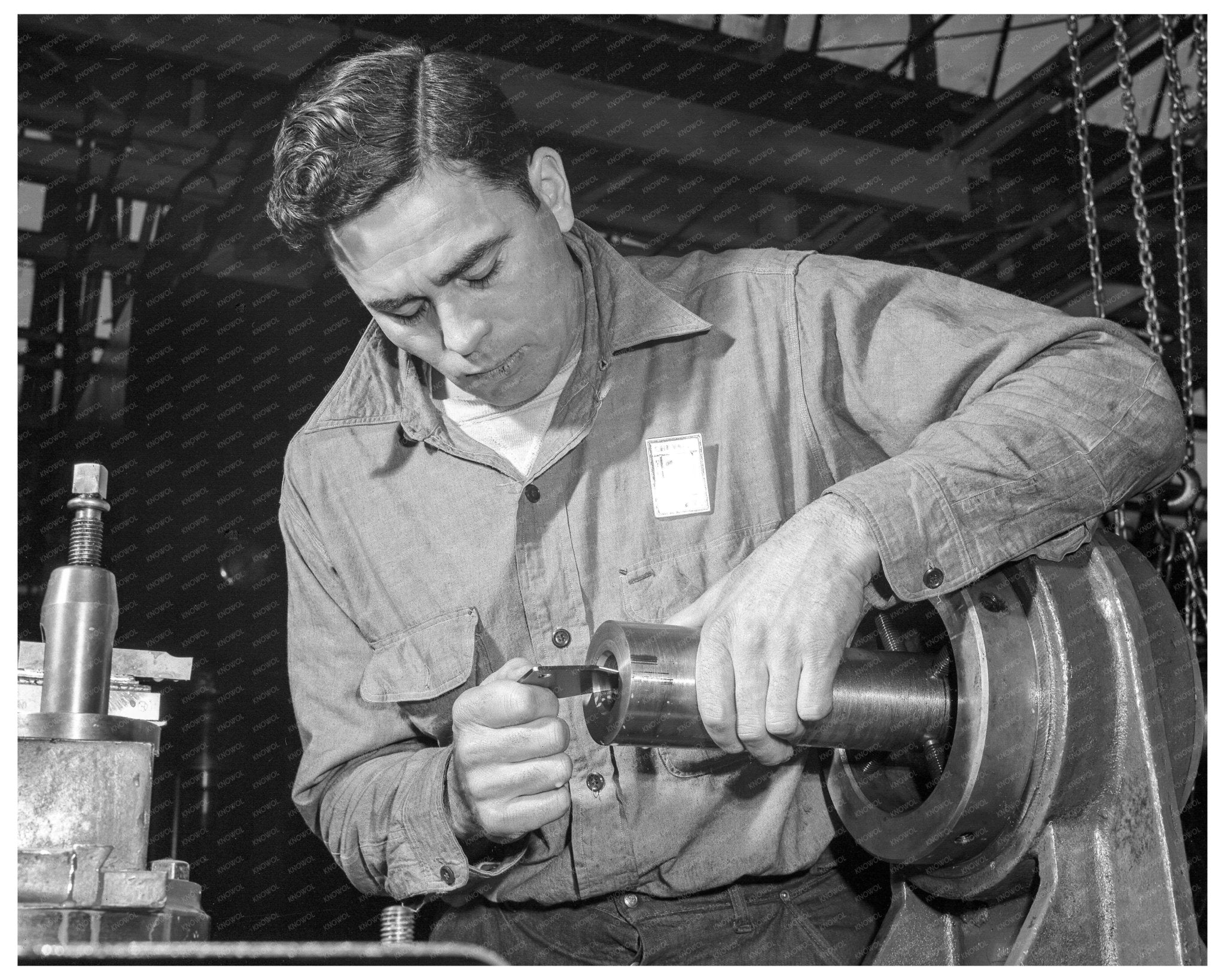 1942 Inspector Examines 40 mm Anti - Aircraft Gun Barrel - Available at KNOWOL