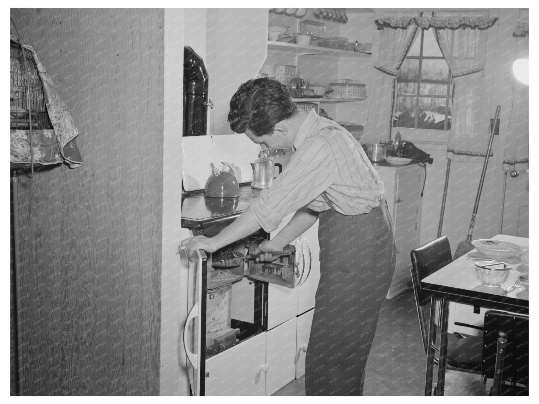 1942 Kitchen and Heating Unit in Bantam Connecticut - Available at KNOWOL