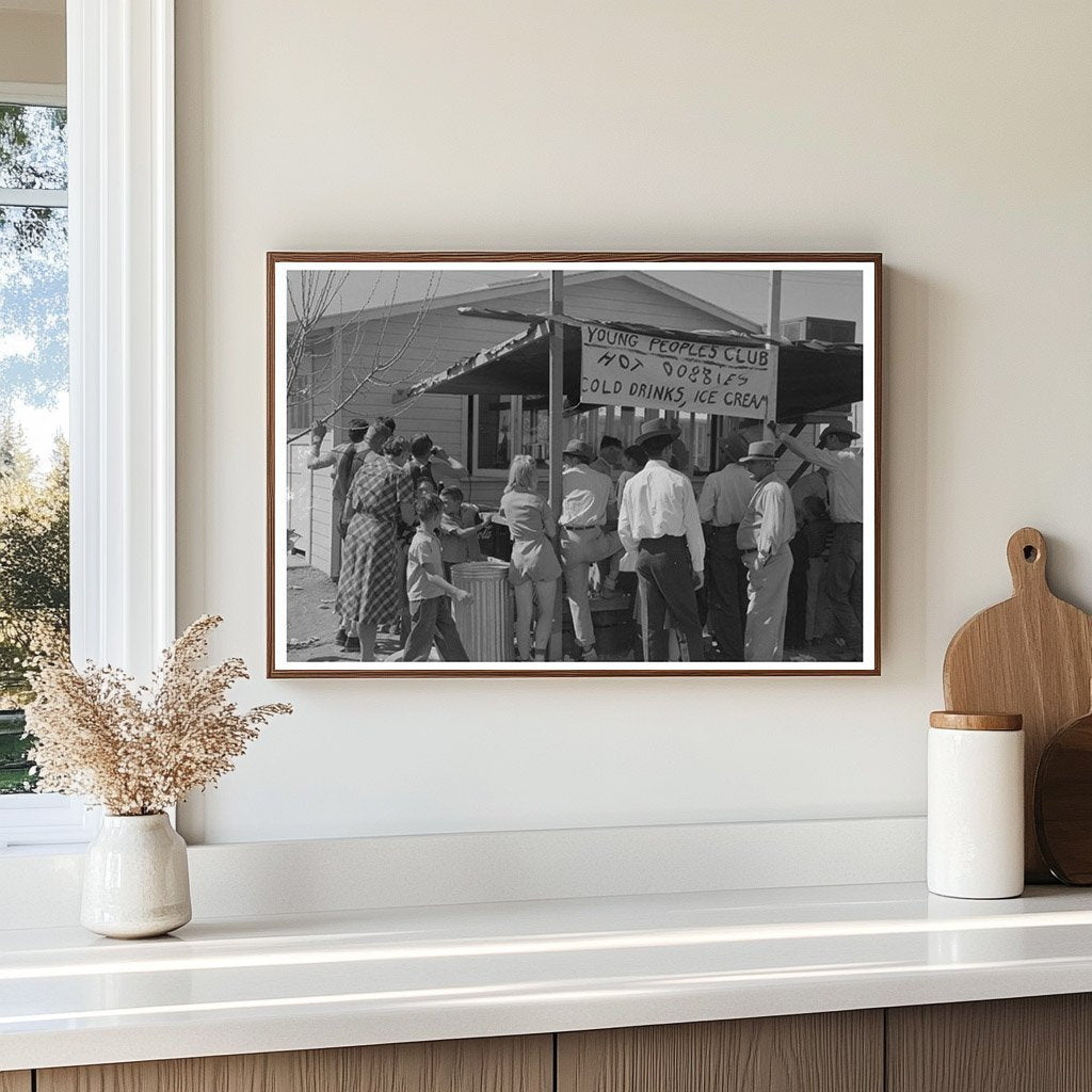 1942 Refreshment Stand at Farm Workers Field Day Yuma AZ - Available at KNOWOL