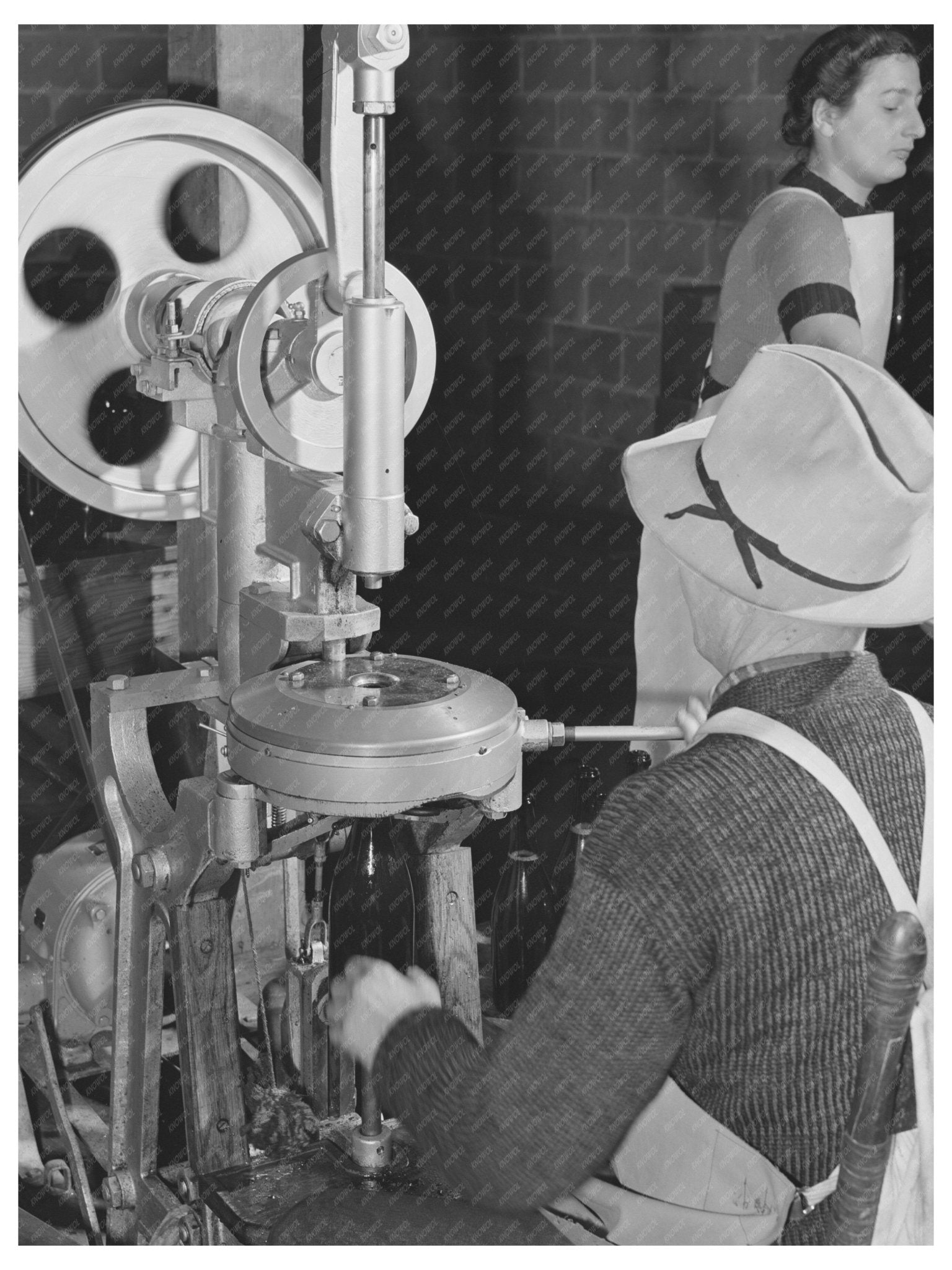 1942 Sonoma County Champagne Bottling Workers Image - Available at KNOWOL