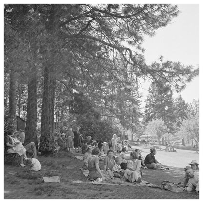 1942 Sunday Afternoon in Klamath Falls Park Oregon - Available at KNOWOL