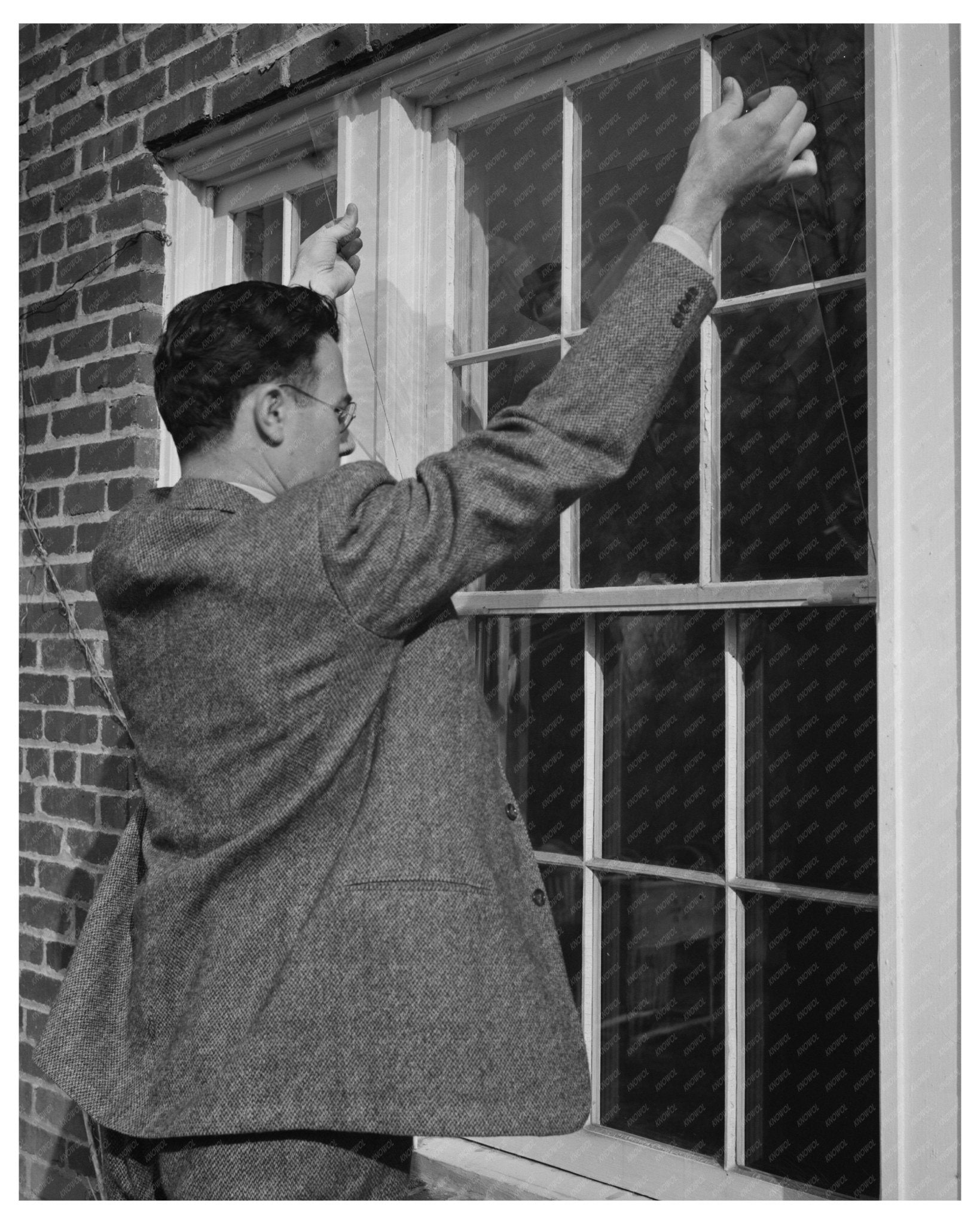 1942 Victory Storm Pane Installation in Washington DC - Available at KNOWOL