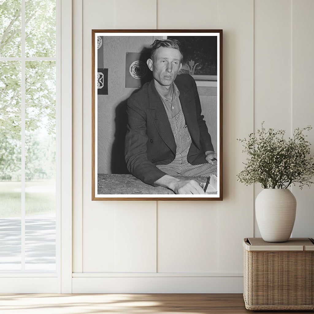 1942 Vintage Agricultural Workers in Woodville California - Available at KNOWOL