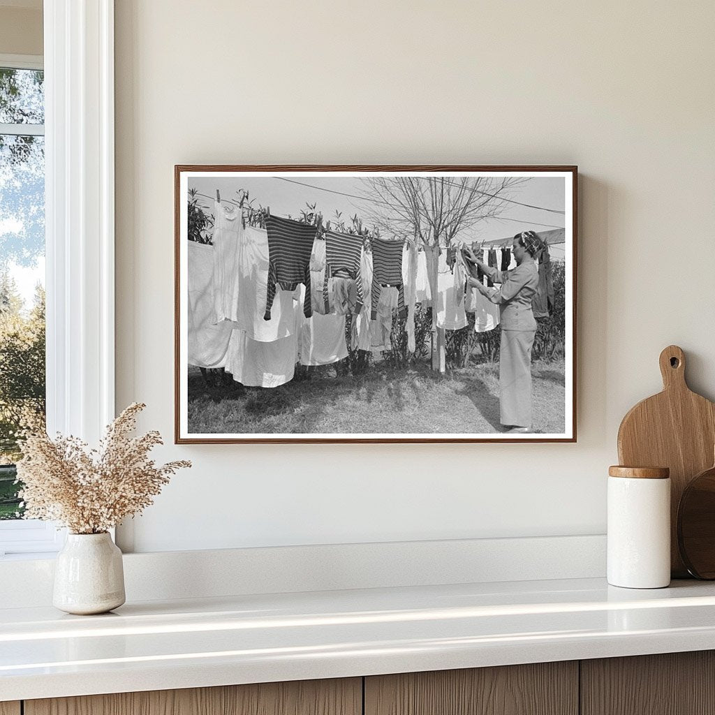 1942 Washday Scene at Camelback Farms Phoenix Arizona - Available at KNOWOL