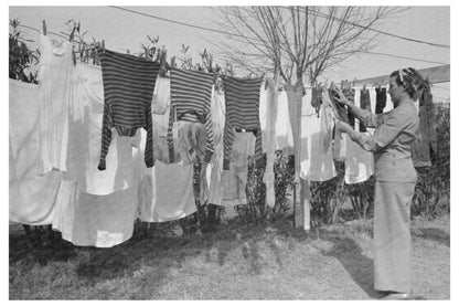 1942 Washday Scene at Camelback Farms Phoenix Arizona - Available at KNOWOL