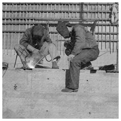 1942 Welders at Basic Magnesium Plant Construction Nevada - Available at KNOWOL