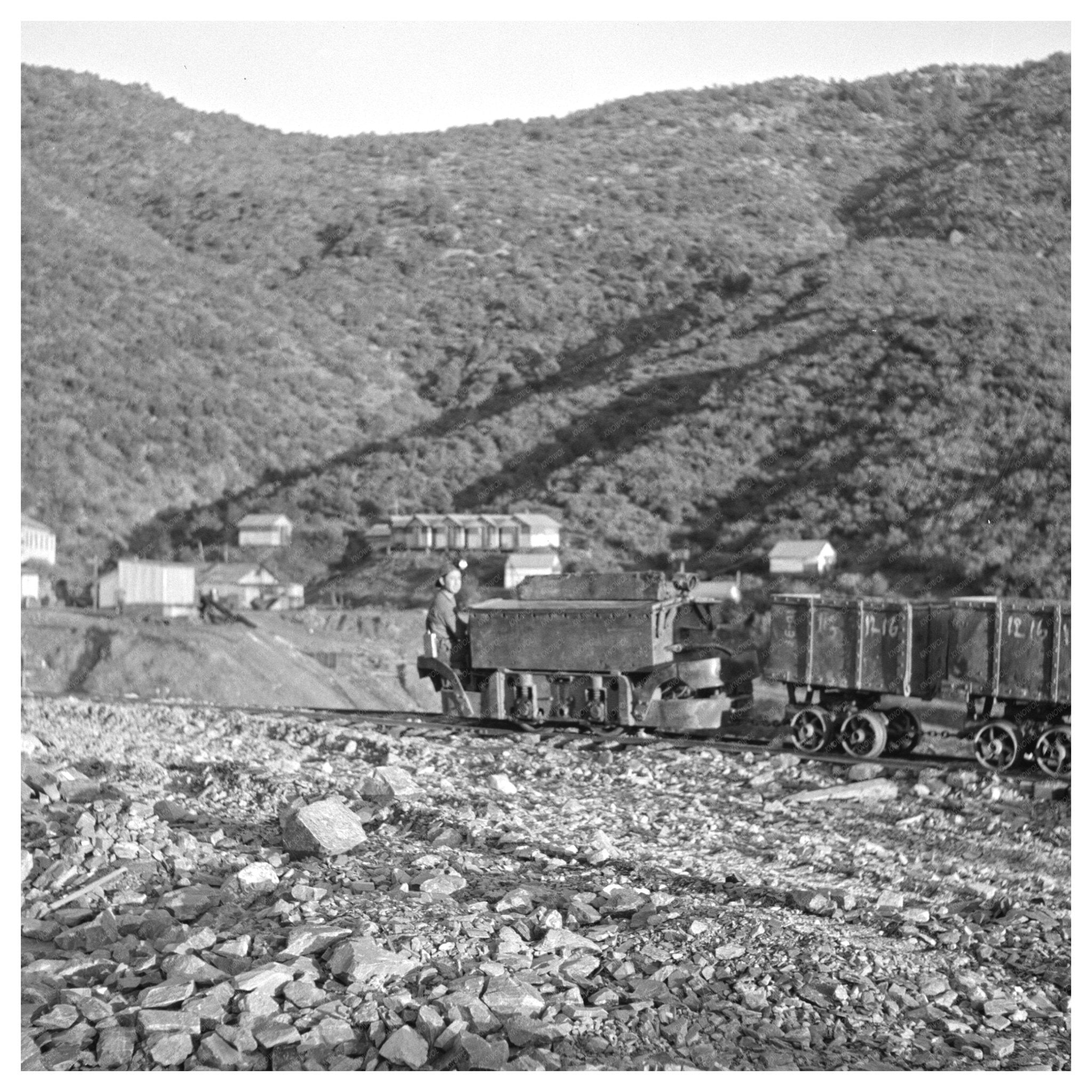 1943 Tungsten Ore Transport Train Kingman Arizona - Available at KNOWOL