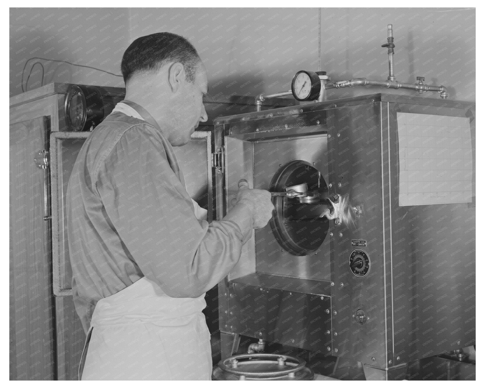 1943 U.S. Army Food Safety Research Laboratory Image - Available at KNOWOL