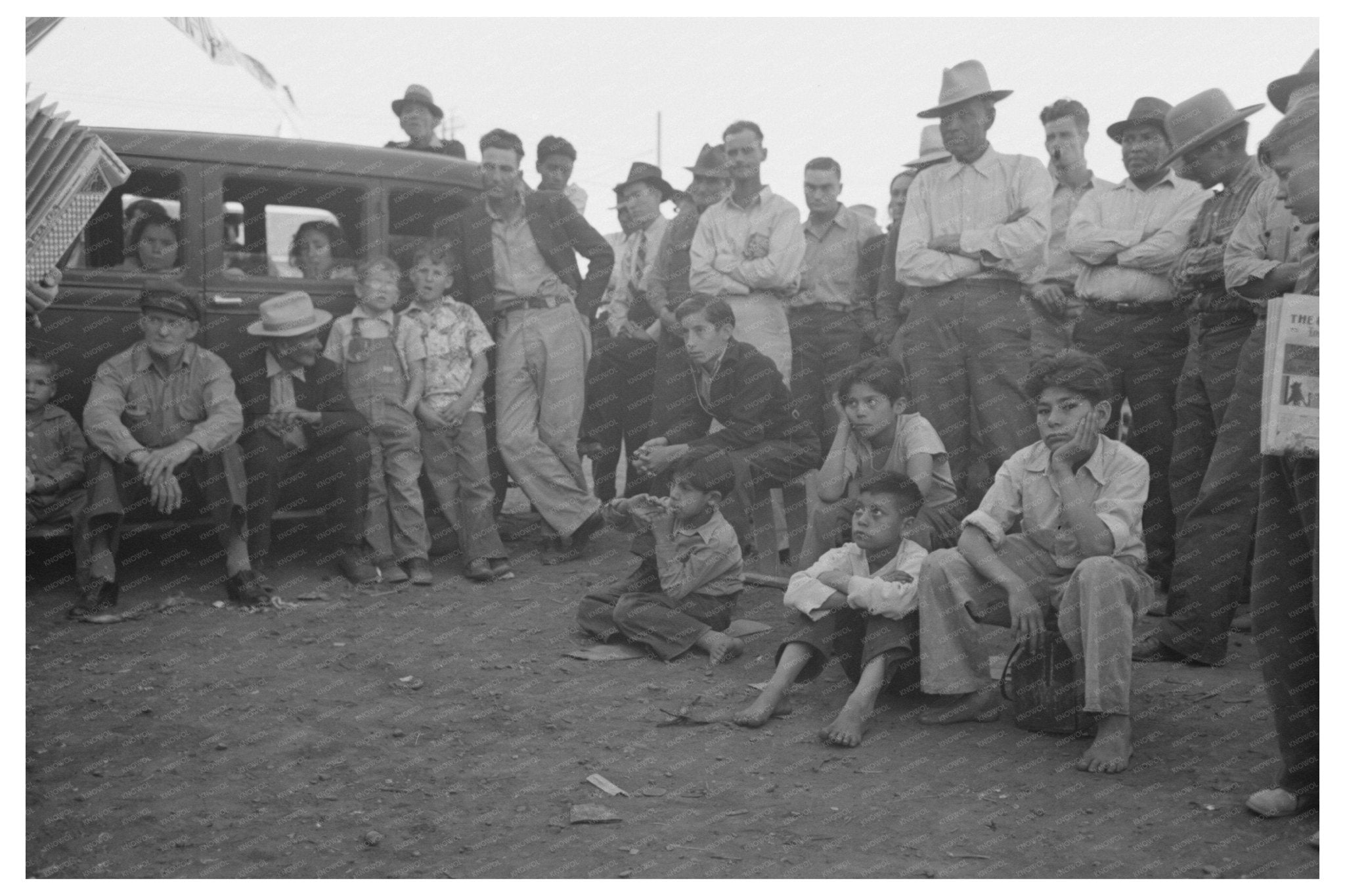 1944 Audience at Grocery Store Orchestra in Phoenix Arizona - Available at KNOWOL