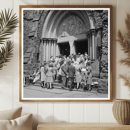 1944 Bach Festival Audience at Packer Memorial Chapel - Available at KNOWOL