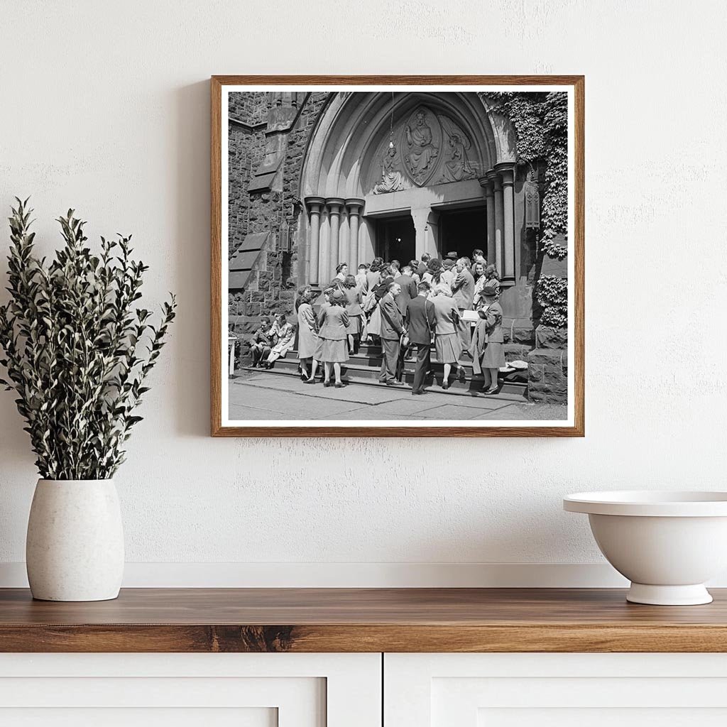 1944 Bach Festival Audience at Packer Memorial Chapel - Available at KNOWOL