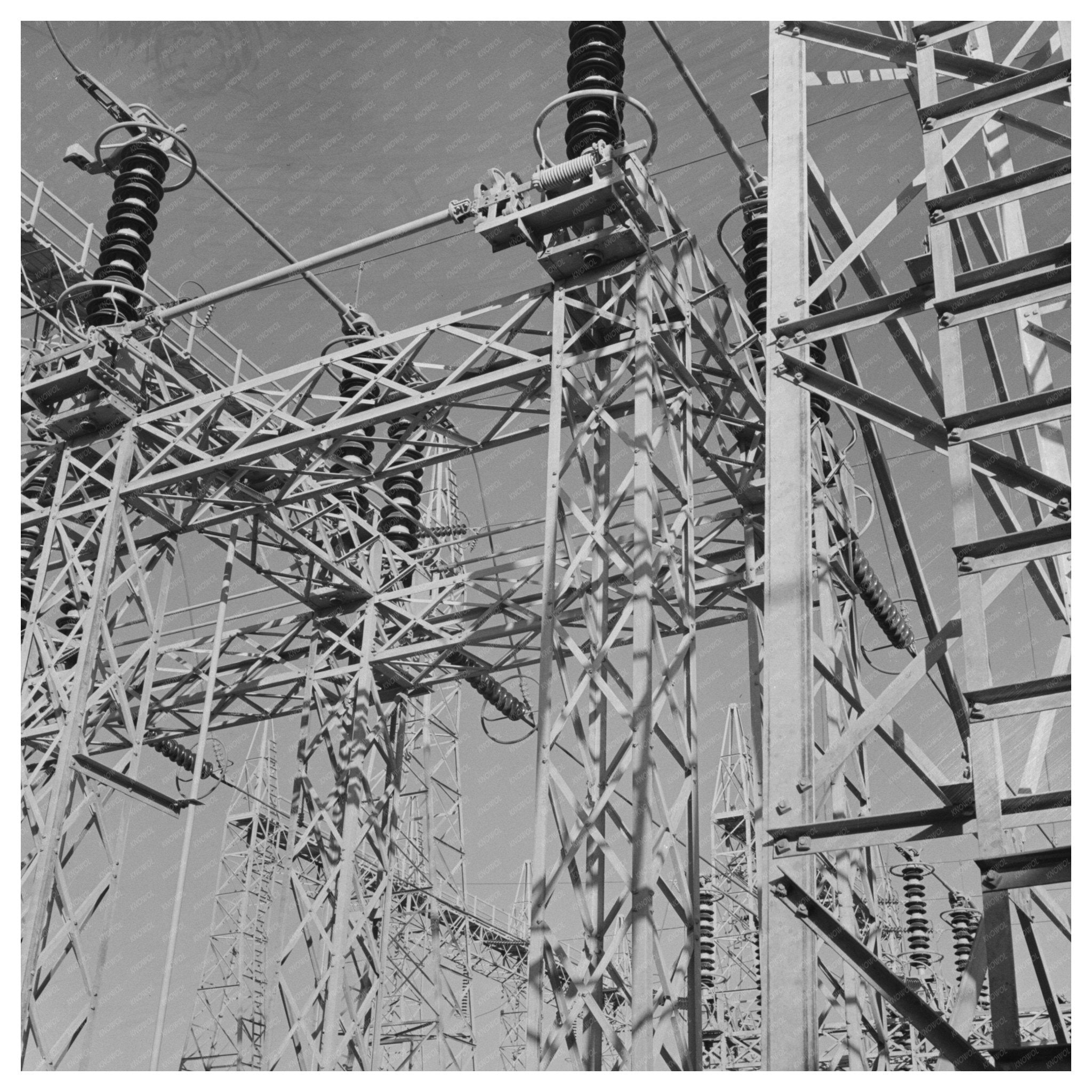 1944 Las Vegas Transmission Towers and Transformers Image - Available at KNOWOL