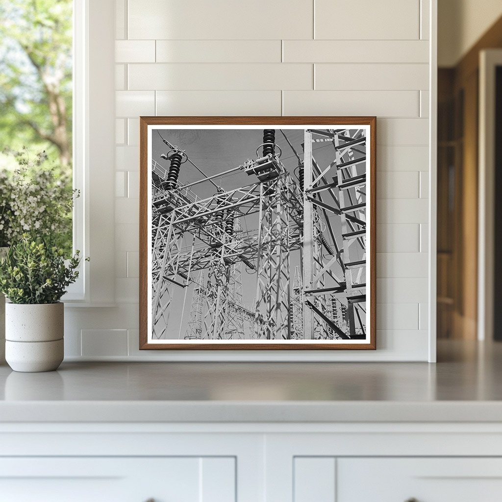 1944 Las Vegas Transmission Towers and Transformers Image - Available at KNOWOL