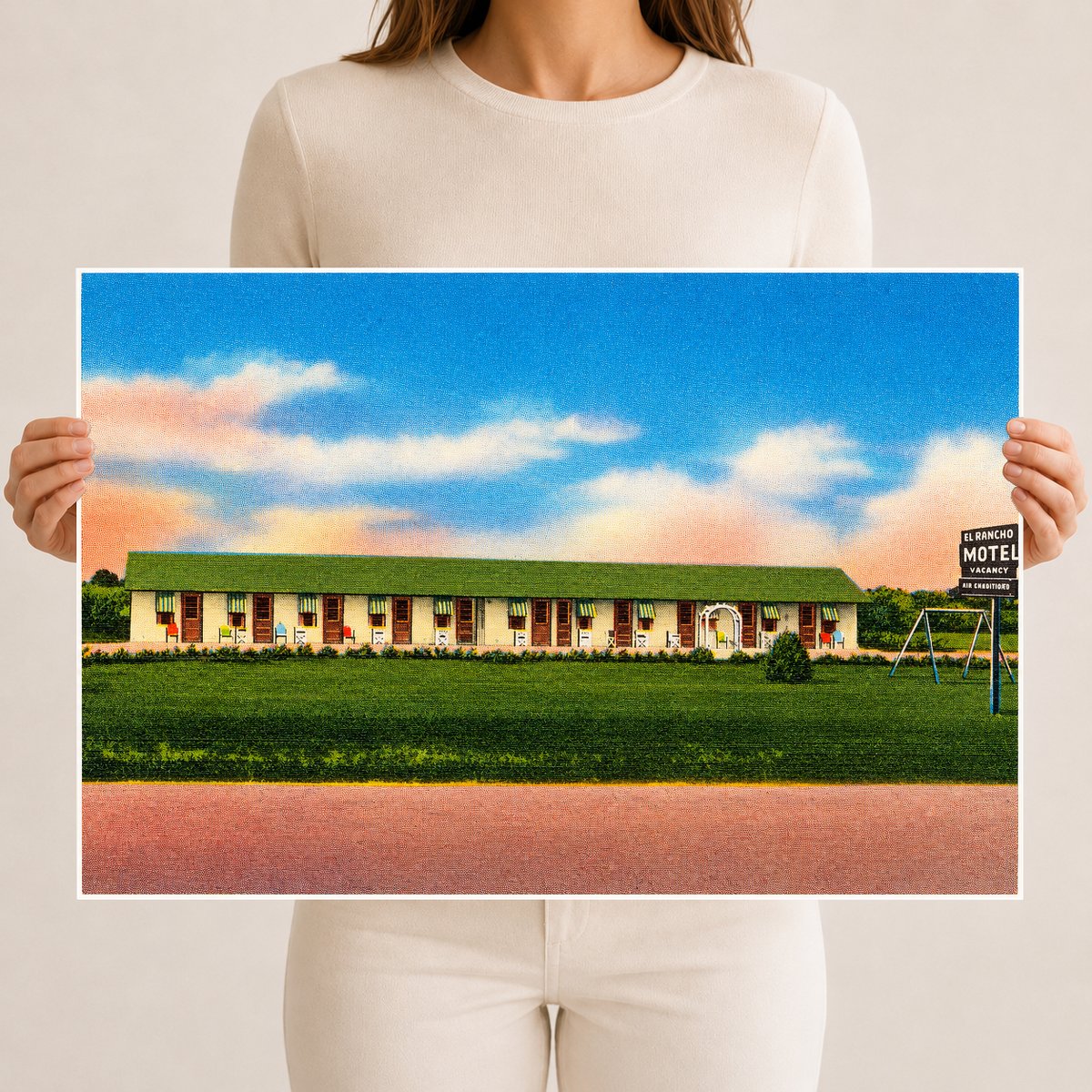Keokuk, IA: El Rancho Motel, located 1 1/2 miles north of Keokuk, Iowa, on Highway 61-218