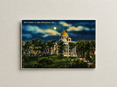 Montgomery, AL: State Capitol at night