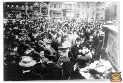 1905 New York Suffragette Parade on Broadway