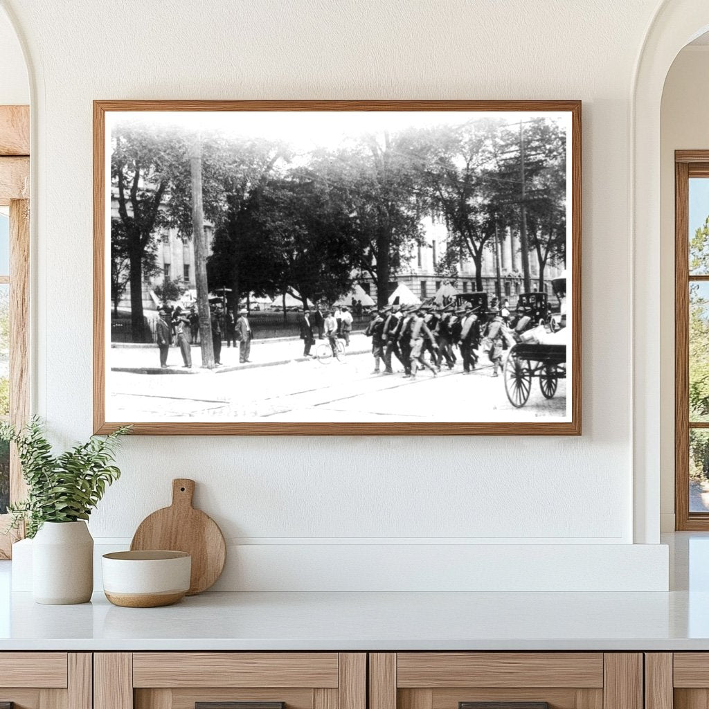 1910 Columbus: National Guard Arrives During Strike