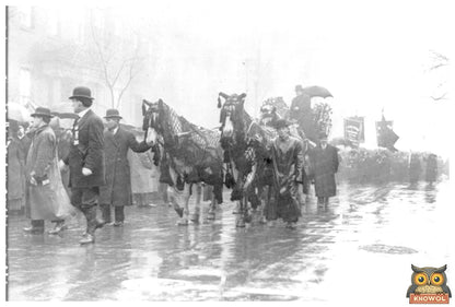 New Yorks Tribute: 1911 Trade Parade for Fire Victims