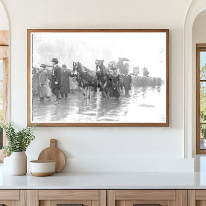 New Yorks Tribute: 1911 Trade Parade for Fire Victims