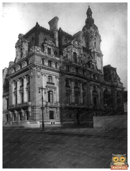Opulent Fifth Avenue Mansion of Early 20th Century Elite